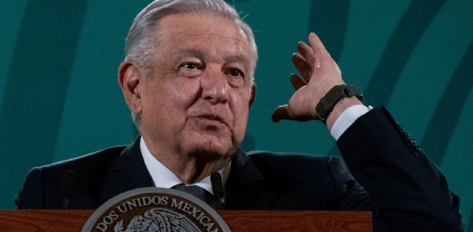 AMLO: orden de juez para vacunar a menores «no es definitiva»