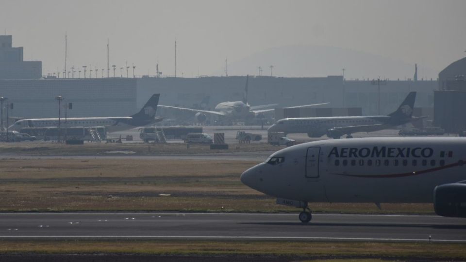 Recuperan a turistas; regresan viajeros por avión