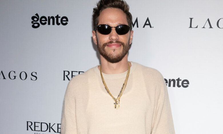 Pete Davidson y Elsie Hewitt dan la bienvenida a su «angelita»